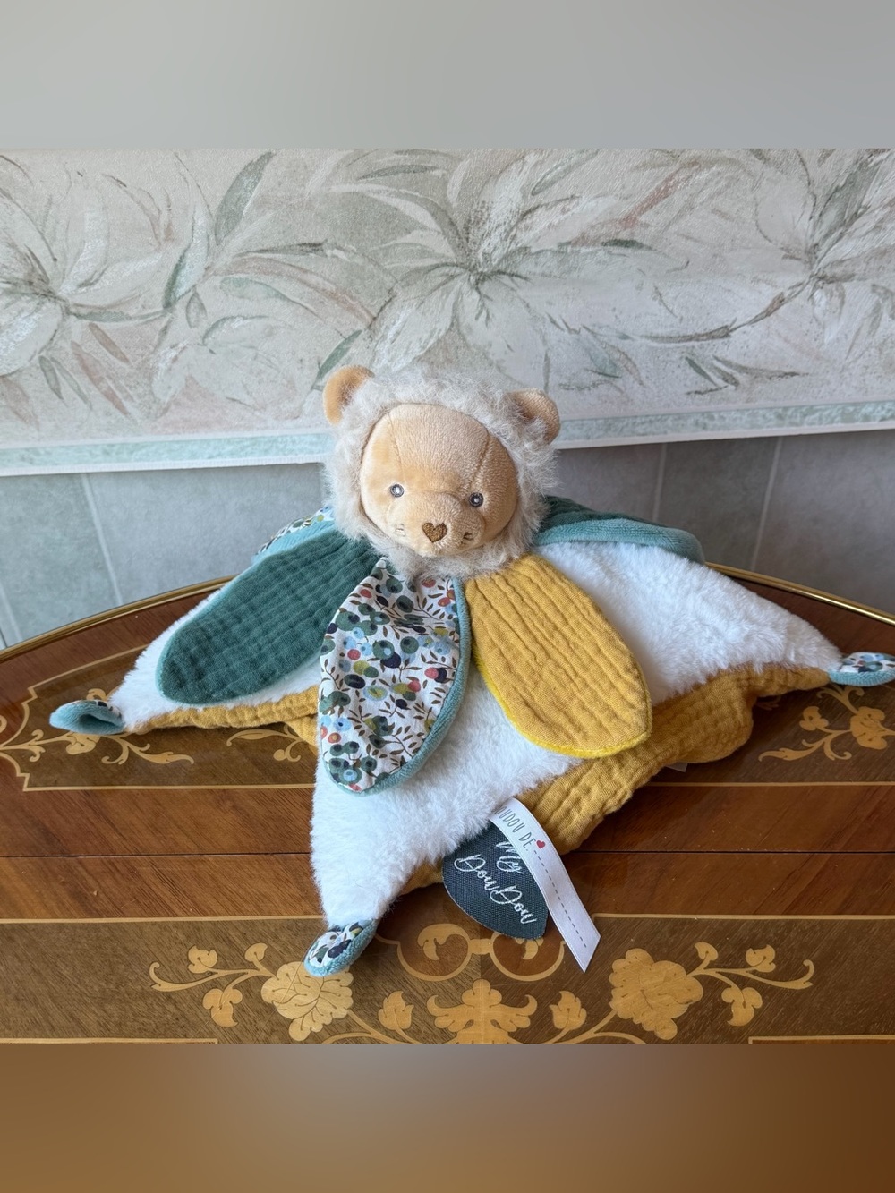DouDou Et Compagnie Paris Plush Lion Security Blanket Lovey Baby Toy Gift